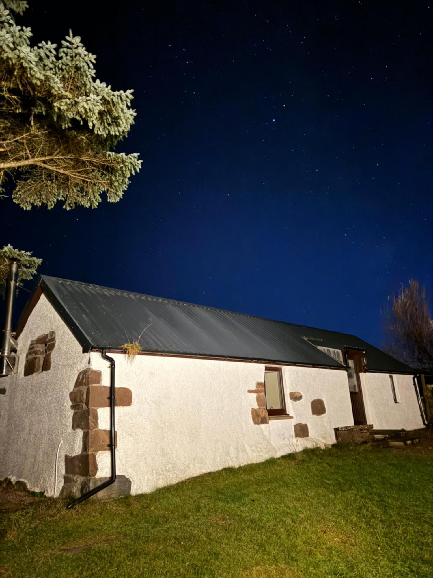The Smithy House & Cottages Lochinver Exterior photo